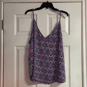Geometric Print Women's loft Top
